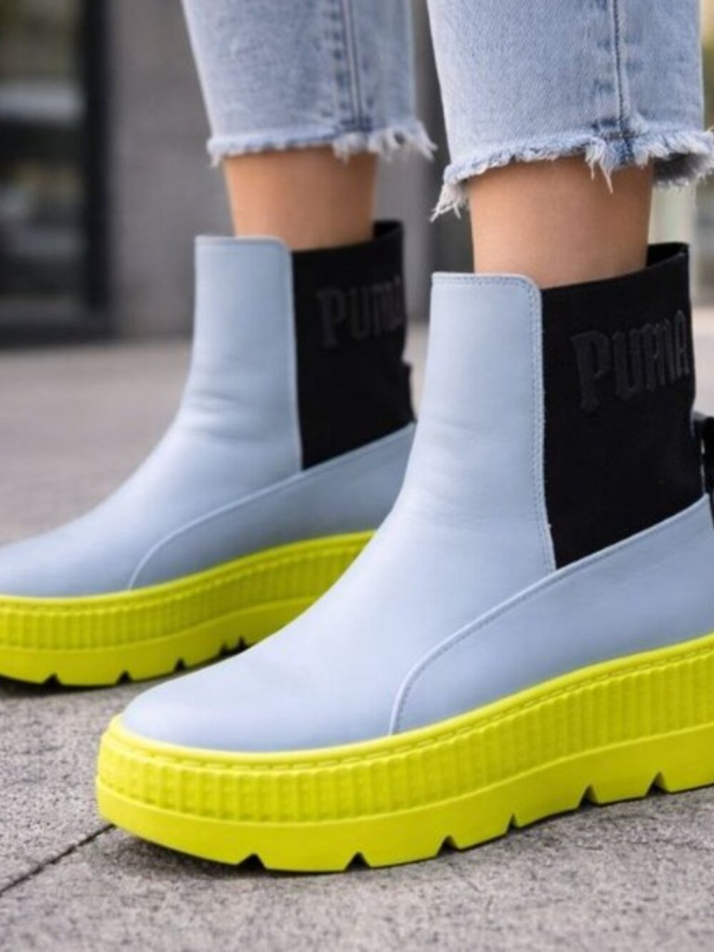 FENTY x PUMA Rihanna Chelsea Sneaker Boots Sterling Blue Limeade Size 5.5